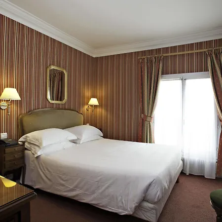 Hotel Ducs De Bourgogne Parigi