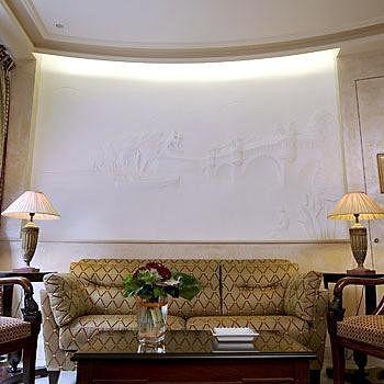 Hotel Ducs De Bourgogne 4*