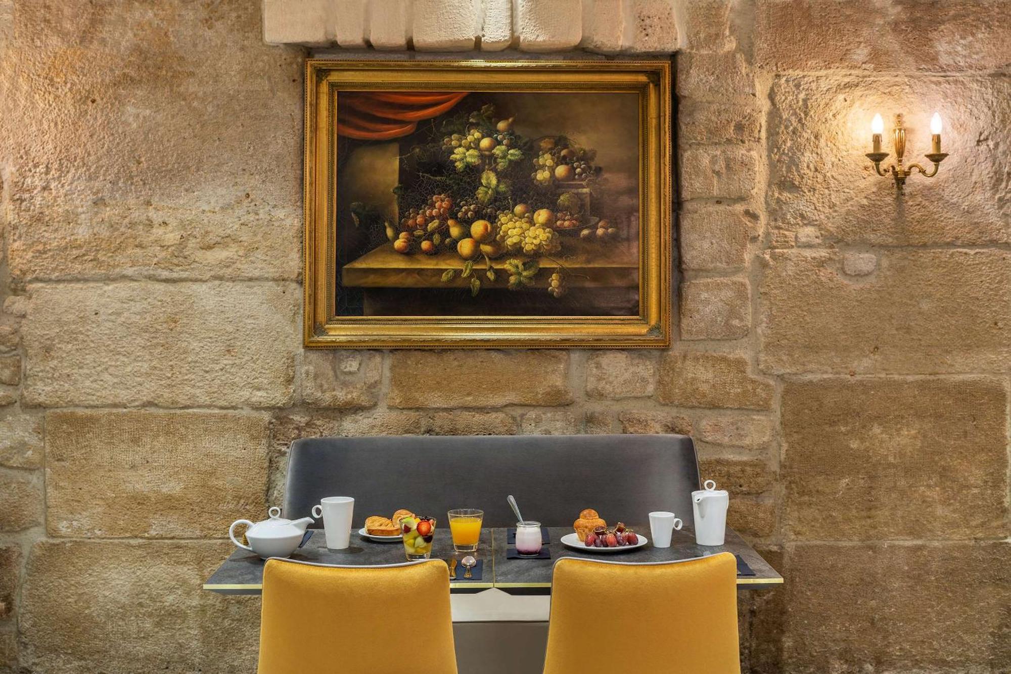 Ducs De Bourgogne Hotel