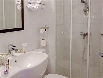 Ducs De Bourgogne Hotel Paris