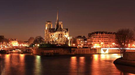 Hotel Ducs De Bourgogne 4*