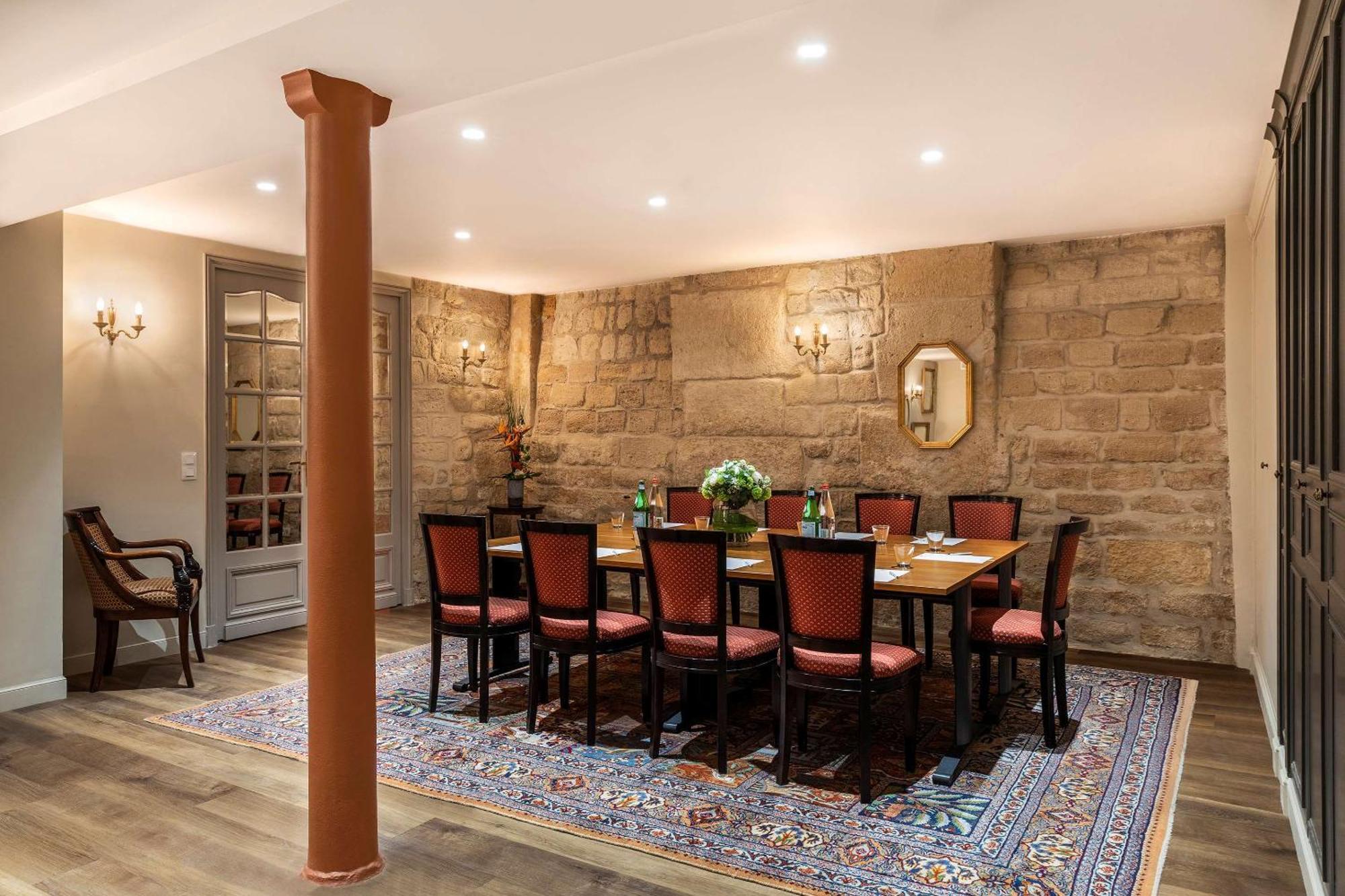 Ducs De Bourgogne Hotel Parigi